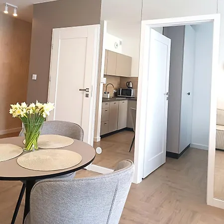 Nowy Bitwy Warszawskiej Apartment *