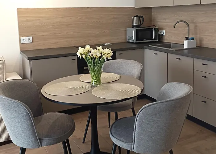 Nowy Bitwy Warszawskiej Lägenhet *