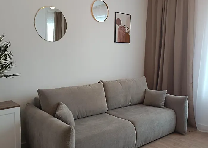 Nowy Bitwy Warszawskiej Lägenhet