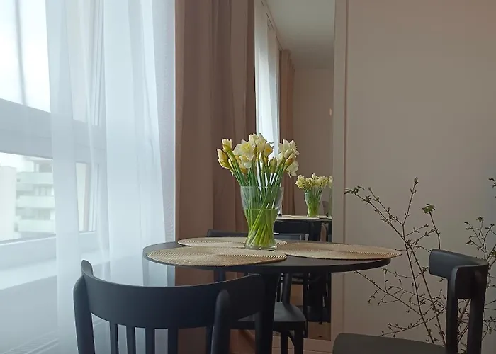 Nowy Bitwy Warszawskiej Lägenhet *